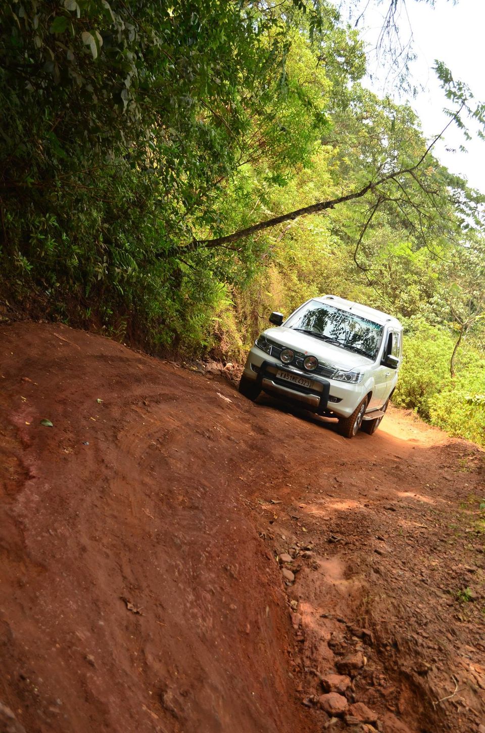 Photo of Kodachadri - Offroading in Tata Safari Storme 4X4 21/38 by Santhosh Kumar Gaikwad