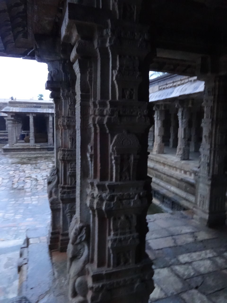Photo of Very artistic carvings on the pillars by Vyshalini S Kakarla