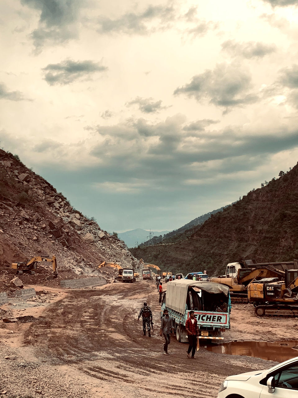 Photo of Roads of KASHMIR by Abhiram Kurup