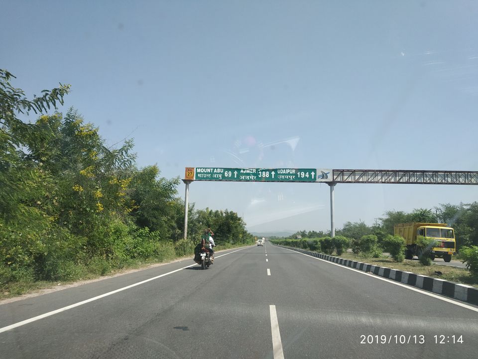 Photo of Mount Abu….Our first road trip from Ahmedabad 3/15 by Praful Potdar