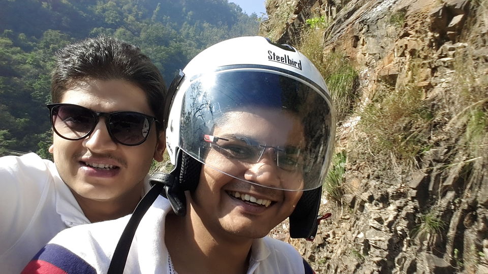 Photo of Backpacking to Uttrakhand.... by Riket Shah