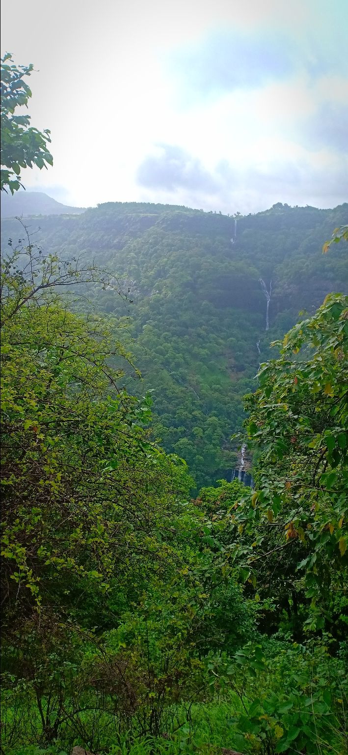 Photo of Lonavala, Maharashtra, India by Sridhar Kandregula