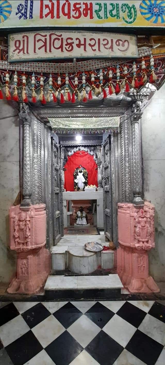 Photo of Narayan Sarovar by Dr. Yadwinder Singh