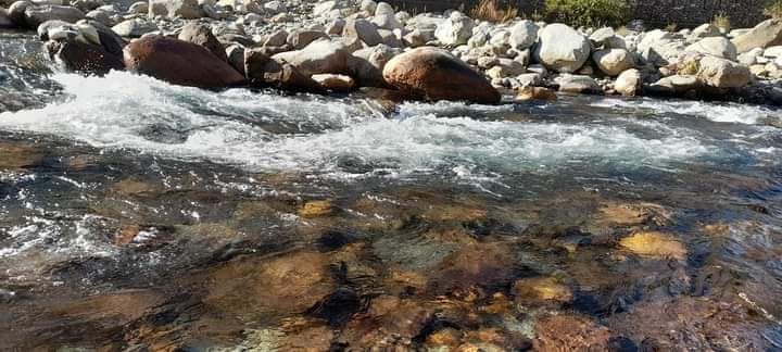 Photo of शिमला मनाली की भीड़ से दूर एक आफबीट जगह है हिमाचल प्रदेश की तीर्थन घाटी| by Dr. Yadwinder Singh
