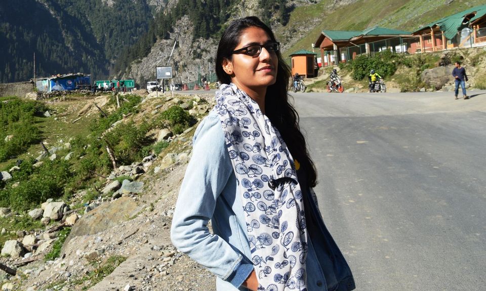 Photo of Here is how One Girl and Five Boys Road Tripped from Srinagar to Leh, Ladakh in Ten Days by Surbhi Vedi