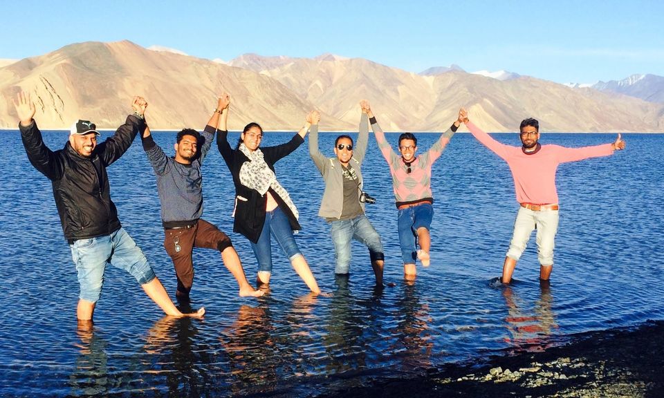 Photo of Here is how One Girl and Five Boys Road Tripped from Srinagar to Leh, Ladakh in Ten Days by Surbhi Vedi
