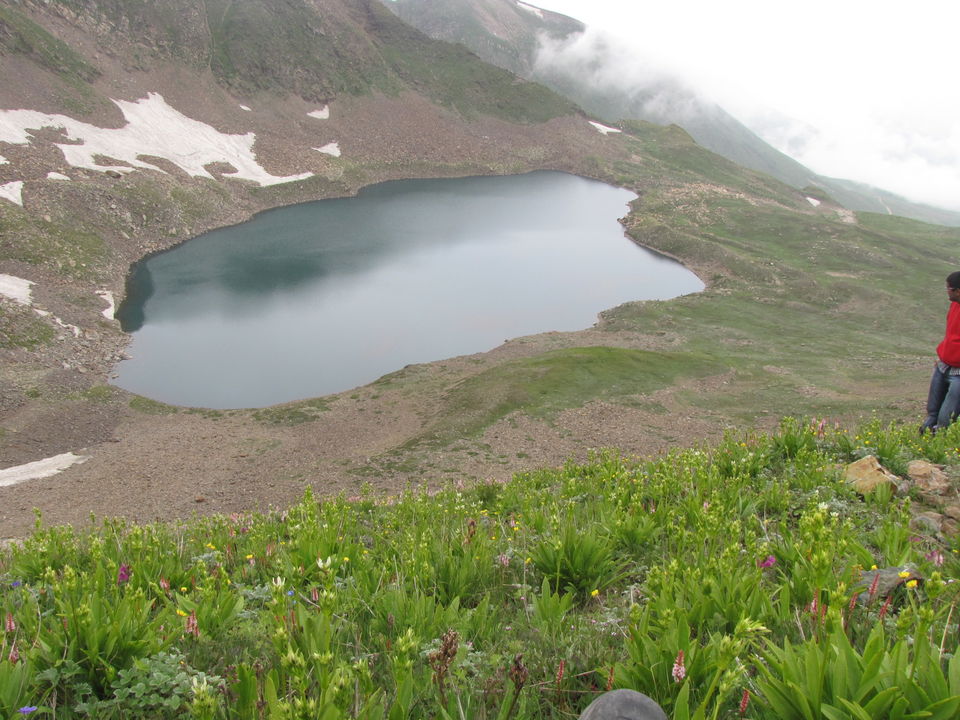 Photo of Solo trip to Gulmarg's frozen lake! 5/11 by Sanjay Raturi