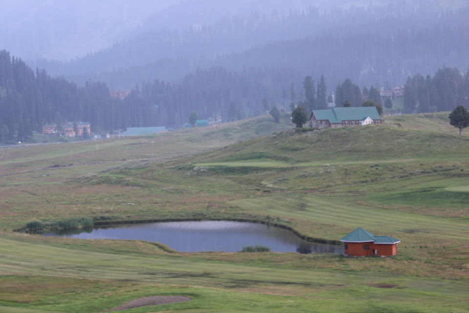 Photo of Solo trip to Gulmarg's frozen lake! 10/11 by Sanjay Raturi