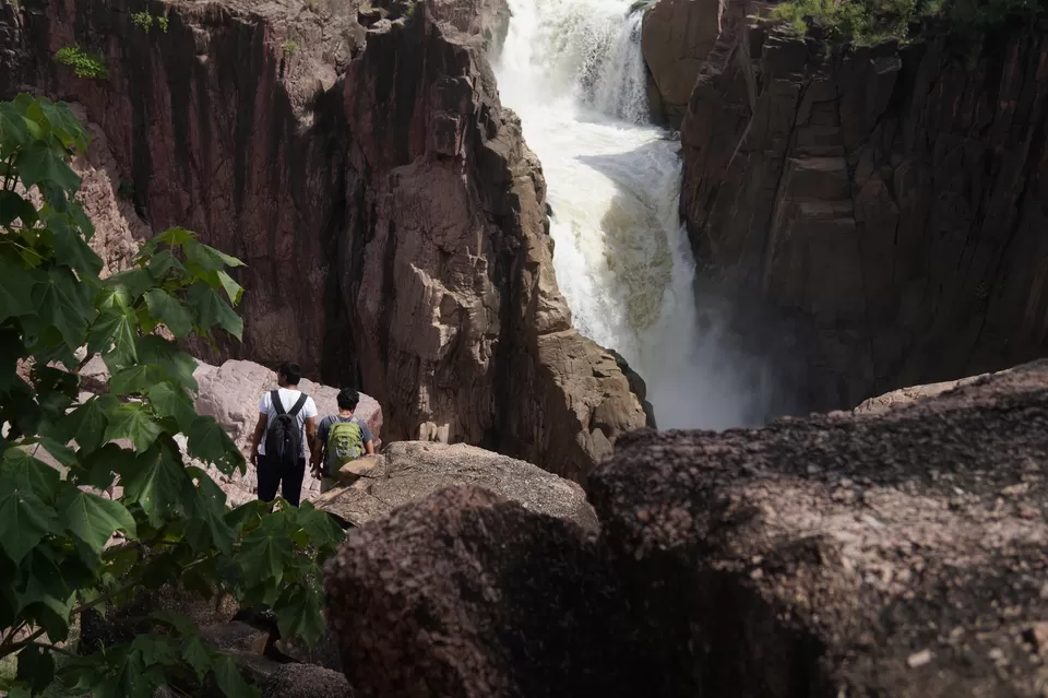 Photo of Raneh Fall, Dhoguwan, Madhya Pradesh, India by Sanjay Raturi