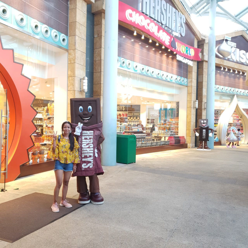 Photo of Sentosa Gateway, Universal Studios Singapore, Singapore by Anshu Singh