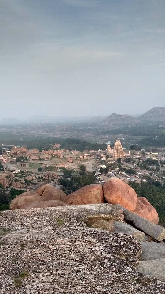 Photo of Mathanga Hill, Hampi, Karnataka, India by Anshu Singh