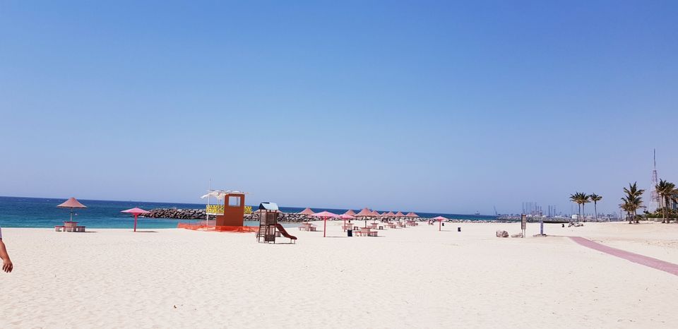 Photo of Jumeirah Beach - Dubai - United Arab Emirates by sindhuja s