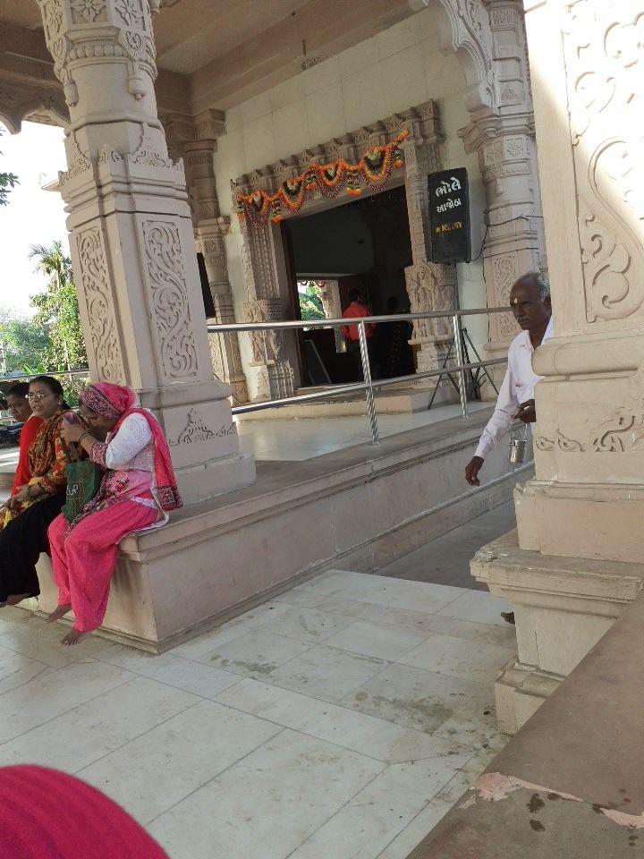 Photo of Atpadhiyar, Bhalka, Veraval, Gujarat, India by Niti Dhingra