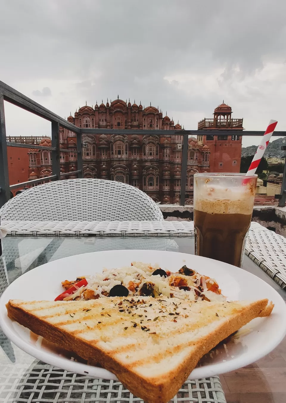 Photo of Bunkstop, Jyothi Nagar, Lalkothi, Jaipur, Rajasthan, India by Rishika Kumar