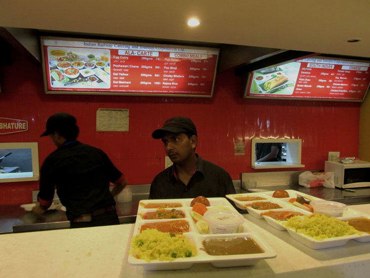 Photo of New Delhi Night Food Walk 7/7 by Himanshu Verma
