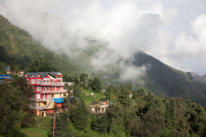Photo of Trip to the hills on a sleek budget 15/17 by bhavesh bhati