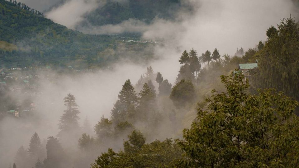 Photo of MONSOON IN MANALI - एक 'चिलम'यी दुनिया | BAWRAY BANJARAY 1/1 by Bawray Banjaray
