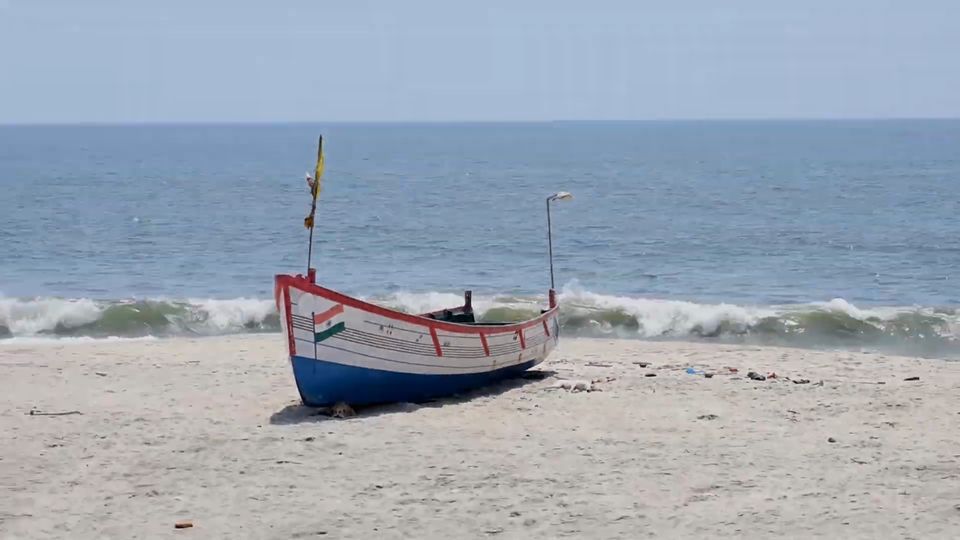 Photo of Alappuzha Beach, Kerala by Nandini Mahadev