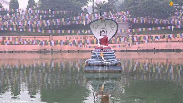 Photo of Shri Mahabodhi Temple, Bodhgaya 17/27 by A Mango Traveler
