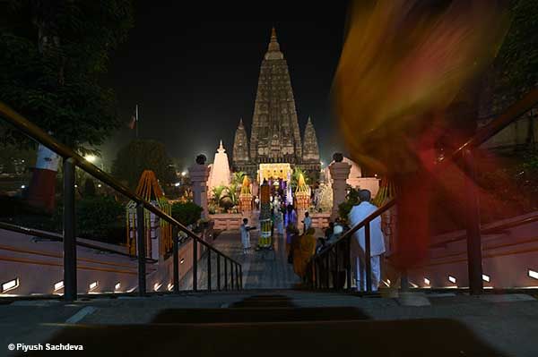 Photo of Shri Mahabodhi Temple, Bodhgaya 22/27 by A Mango Traveler