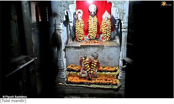Photo of Famous Ghats and Life of Varanasi 27/45 by A Mango Traveler