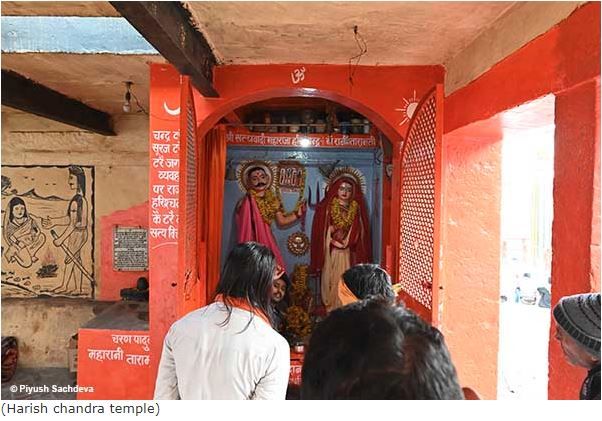Photo of Famous Ghats and Life of Varanasi 39/45 by A Mango Traveler