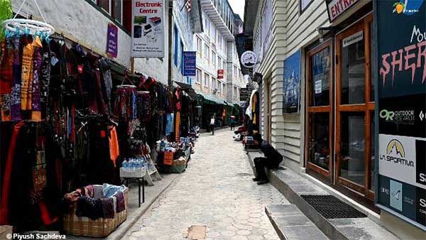 Photo of Namche Bazaar | Mount Everest base camp trek | Day 3 25/30 by A Mango Traveler