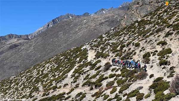 Photo of Dingboche to Lobuche | Mount Everest base camp trek | Day 7 3/24 by A Mango Traveler