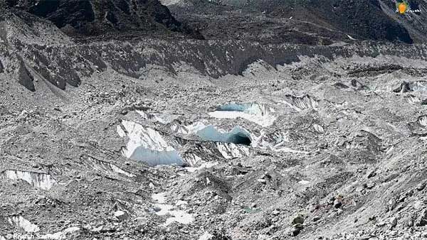 Photo of Lobuche to Gorakhshep to EVEREST BASE CAMP | Everest base camp trek | Day 8 10/26 by A Mango Traveler