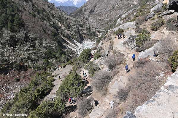 Photo of Everest base camp trek - returning back | day 10, 11 & 12 3/25 by A Mango Traveler