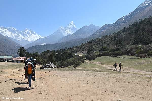 Photo of Everest base camp trek - returning back | day 10, 11 & 12 7/25 by A Mango Traveler
