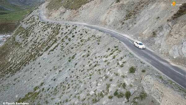 Photo of Ladakh road trip - Jispa to Leh - Chapter 2 8/31 by A Mango Traveler