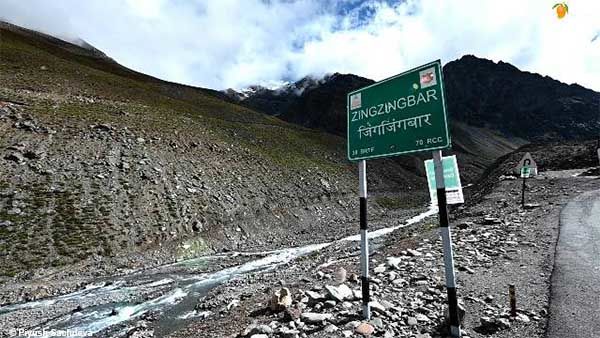 Photo of Ladakh road trip - Jispa to Leh - Chapter 2 10/31 by A Mango Traveler