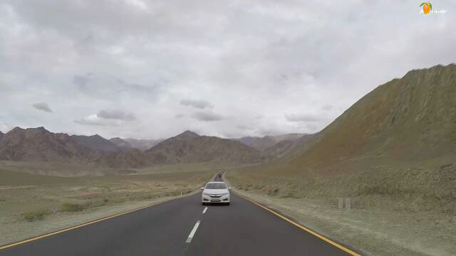 Photo of Lamayuru, Magnetic hill & Pathar Sahib Gurudwara - Ladakh road trip - Chapter 5 3/27 by A Mango Traveler