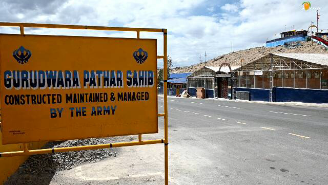 Photo of Lamayuru, Magnetic hill & Pathar Sahib Gurudwara - Ladakh road trip - Chapter 5 20/27 by A Mango Traveler