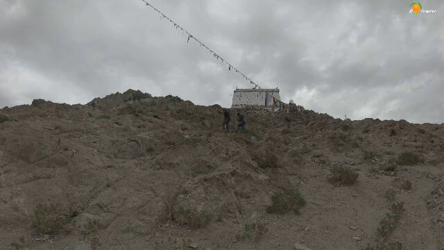 Photo of Khardungla pass & Diskit Monastery, Nubra Valley - Ladakh (Chapter 6) 3/31 by A Mango Traveler