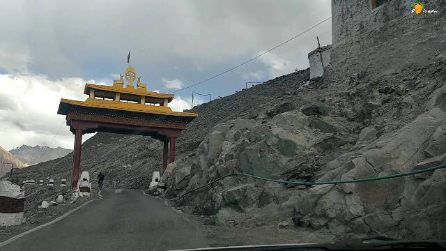 Photo of Khardungla pass & Diskit Monastery, Nubra Valley - Ladakh (Chapter 6) 24/31 by A Mango Traveler