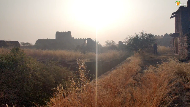 Photo of Discovering The Ruins of Suaju Dev Hans Ka Kila 8/20 by A Mango Traveler