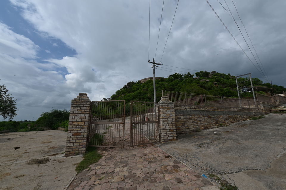 Photo of एक छोटी सी यात्रा ऐतिहासिक चौसठ योगिनी मंदिर के लिए, मुरैना। Ekattarso महादेव मंदिर 2/16 by A Mango Traveler