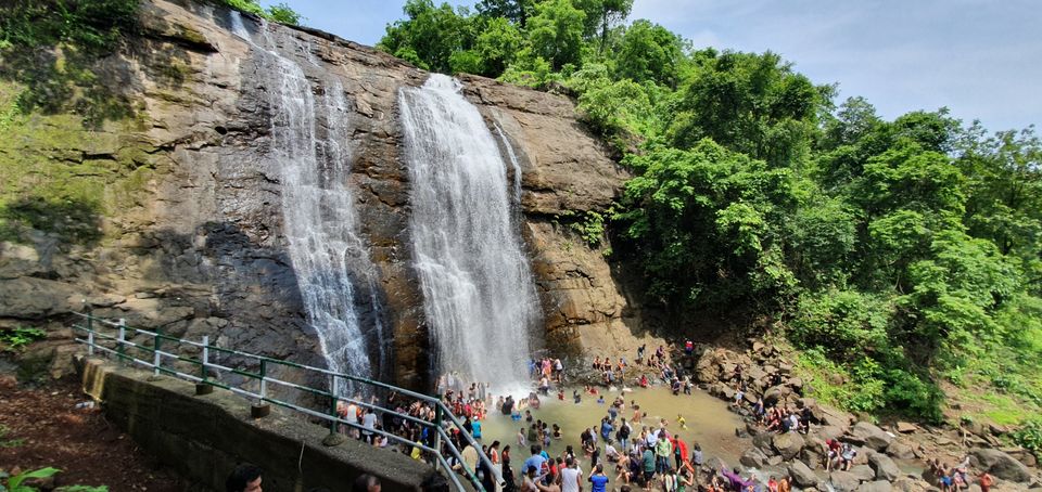 Photo of Ashoka Waterfall (Vihi Waterfall), Ashoka waterfall, Vihigaon, Maharashtra, India by Nikhil Sanas Niks