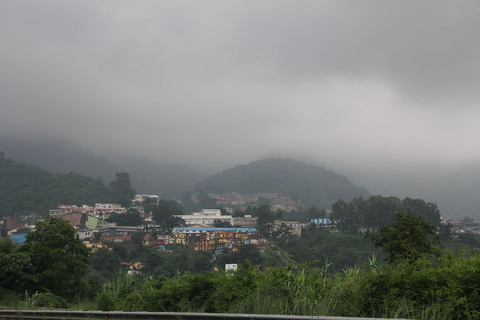 Photo of Narkanda – Through the trails of hills, rains, nature 1/49 by Nitin Sharma