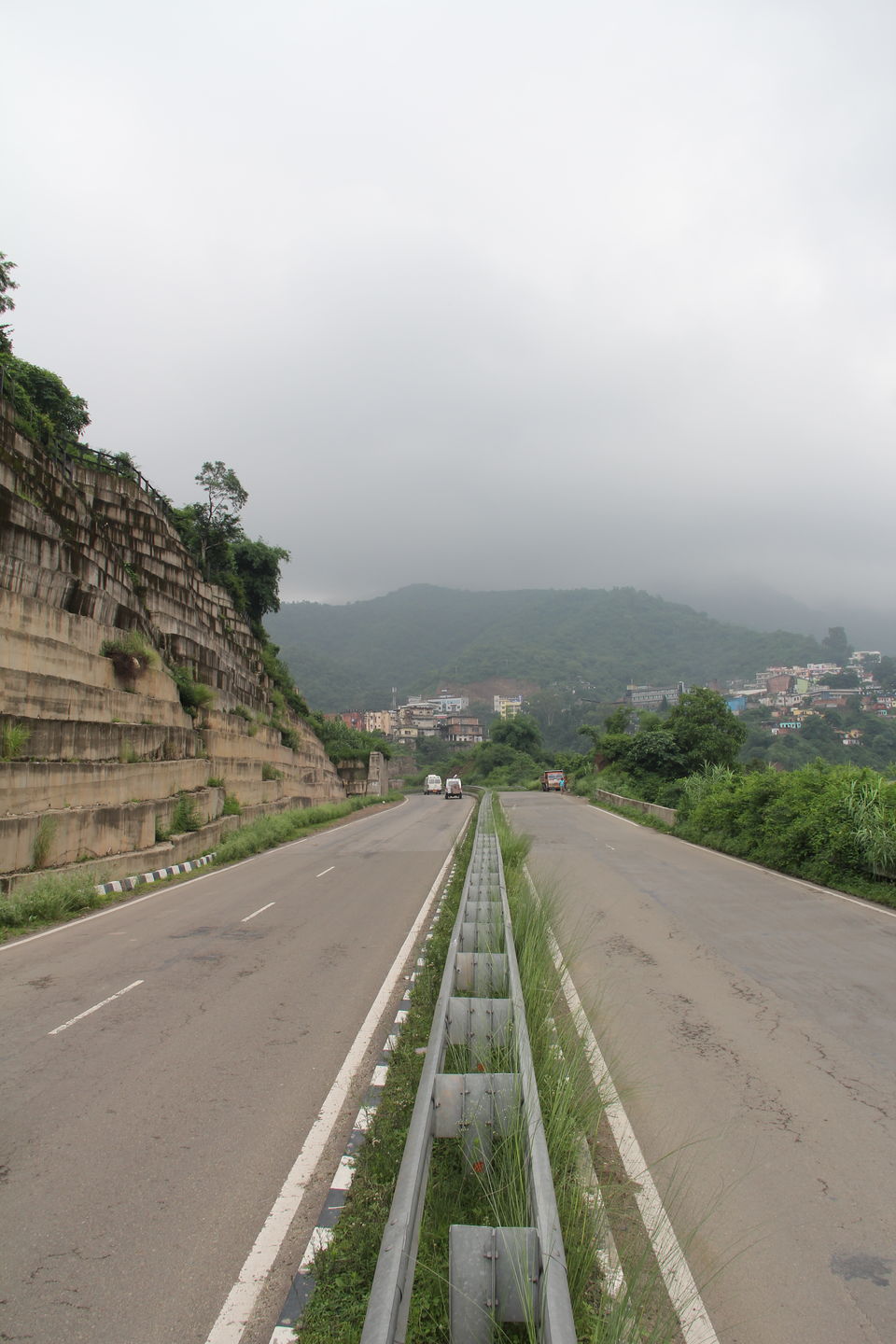 Photo of Narkanda – Through the trails of hills, rains, nature 5/49 by Nitin Sharma