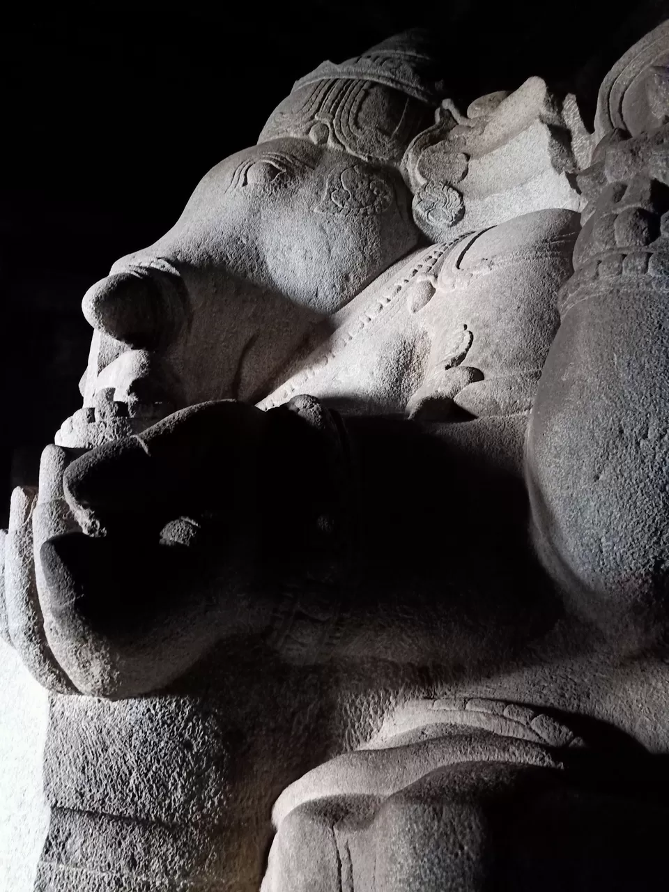 Photo of Kadalekalu Ganesha, Hampi, Karnataka, India by Sunil Bhardwaj