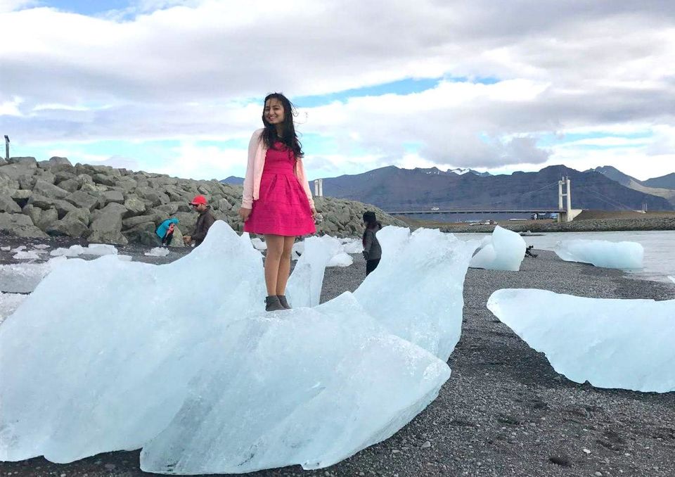 Photo of Witness the majestic beauty of Iceland - Hipster Tripster 1/1 by Devesh Tiwari