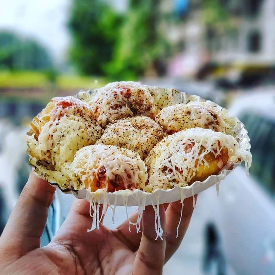 Photo of Mumbai Food Joints & Street Food Guide For All The Foodies At Heart 4/41 by Zeel Shah