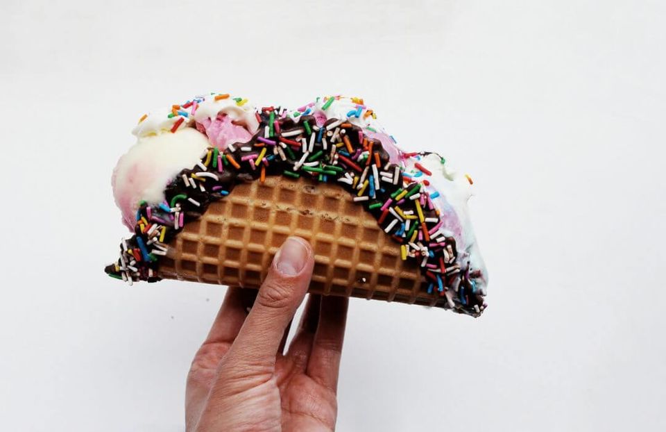Photo of Mumbai Food Joints & Street Food Guide For All The Foodies At Heart 24/41 by Zeel Shah