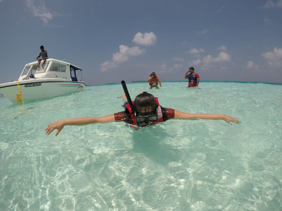 Photo of Maafushi, Maldives by Saubhik Ghosh