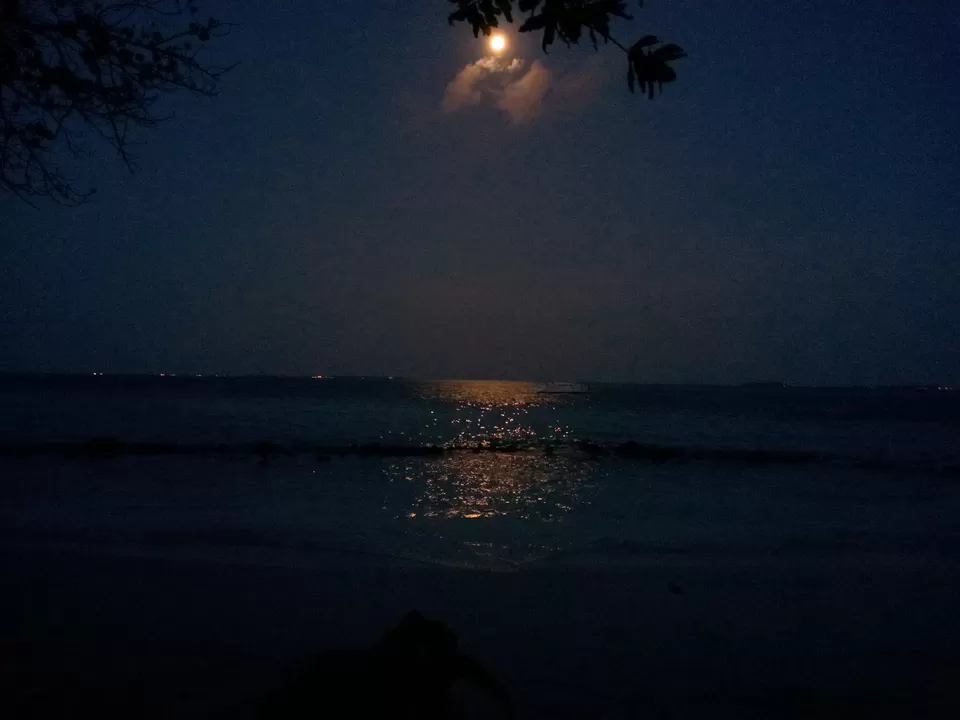 Photo of Malahini Kuda Bandos Resort, Maldives by Saubhik Ghosh