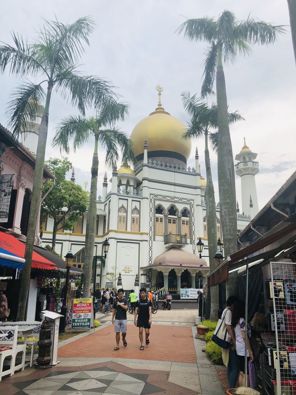 Photo of Raffles Avenue, Singapore Flyer, Singapore by Shubhi Choudhary