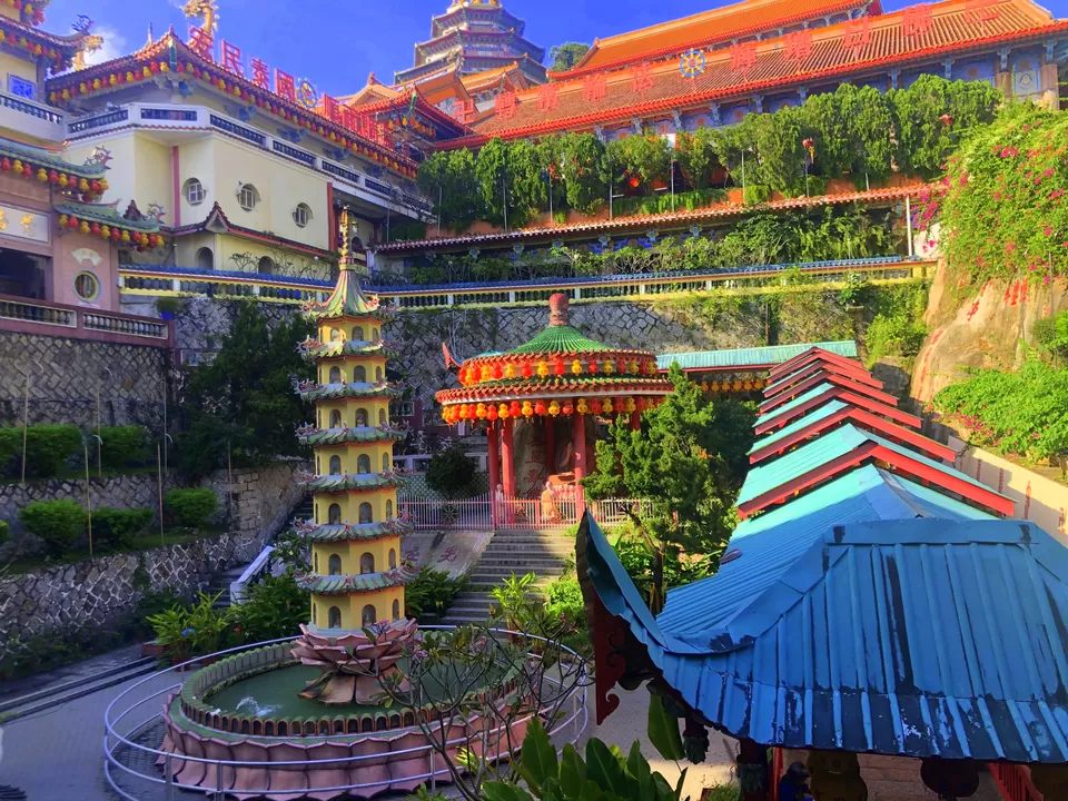 Photo of Kek Lok Si Temple, Air Itam, Penang, Malaysia by Shubhi Choudhary